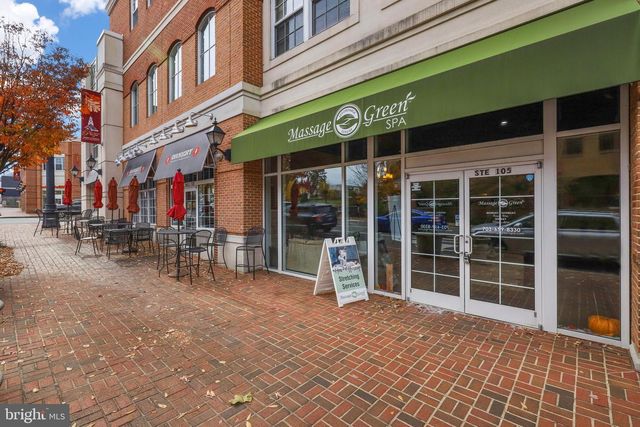 9800 BOLTON VILLAGE CT, Fairfax, VA 22032