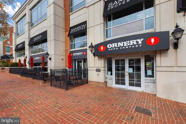 9800 BOLTON VILLAGE CT, Fairfax, VA 22032