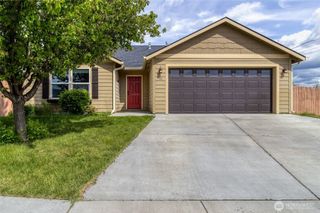301 NE Danner Lane, College Place, WA 99324