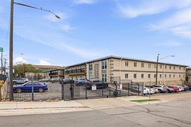 2401 Manor RD 232, Austin, TX 78722