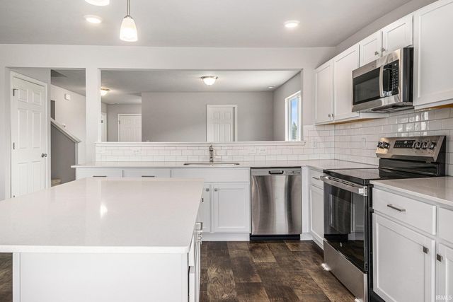 2207 Miami Trail, Huntington, IN 46750