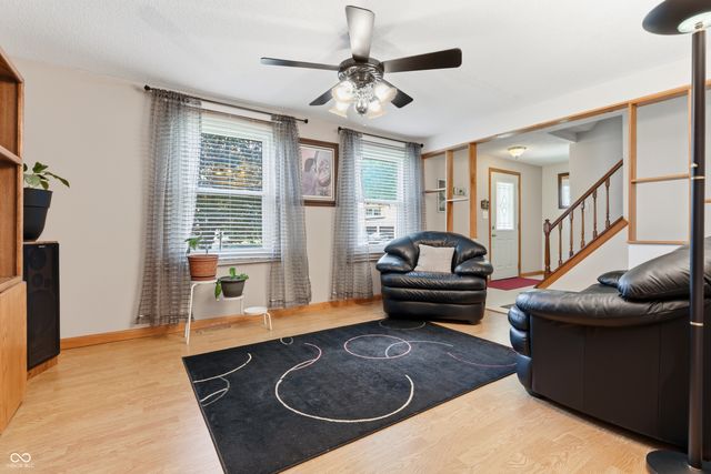 430 Meadow Circle, Greenwood, IN 46142