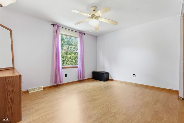 430 Meadow Circle, Greenwood, IN 46142