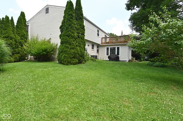 430 Meadow Circle, Greenwood, IN 46142