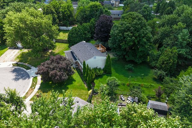 430 Meadow Circle, Greenwood, IN 46142