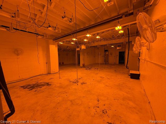 5420 Oakman Boulevard, Dearborn, MI 48126