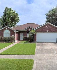12654 Stillington Drive, Houston, TX 77015