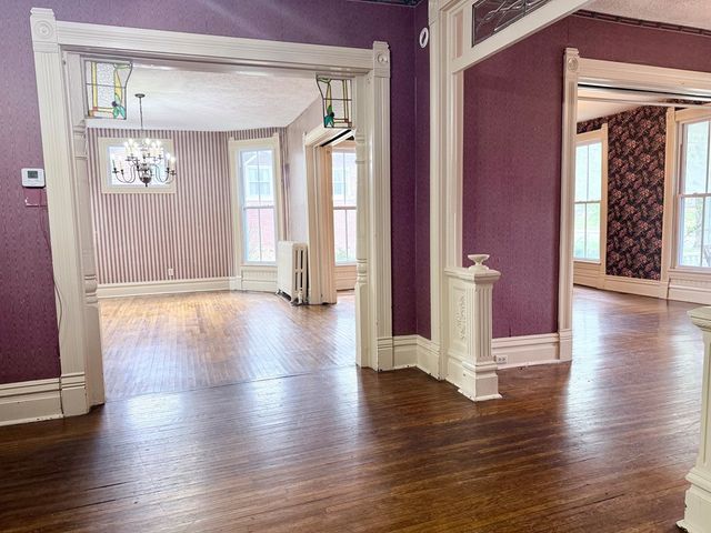 1814 S Main St, Hopkinsville, KY 42240