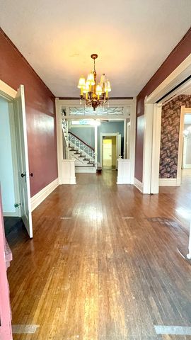 1814 S Main St, Hopkinsville, KY 42240