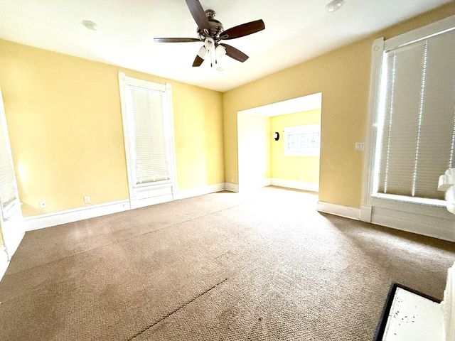 1814 S Main St, Hopkinsville, KY 42240