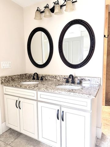 1814 S Main St, Hopkinsville, KY 42240