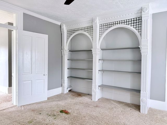 1814 S Main St, Hopkinsville, KY 42240