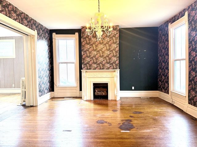 1814 S Main St, Hopkinsville, KY 42240