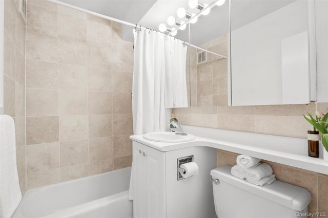 1299 Palmer Avenue 124, Larchmont, NY 10538