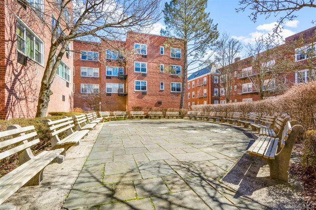 1299 Palmer Avenue 124, Larchmont, NY 10538