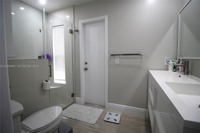 6486 Woodbury Road, Boca Raton, FL 33433