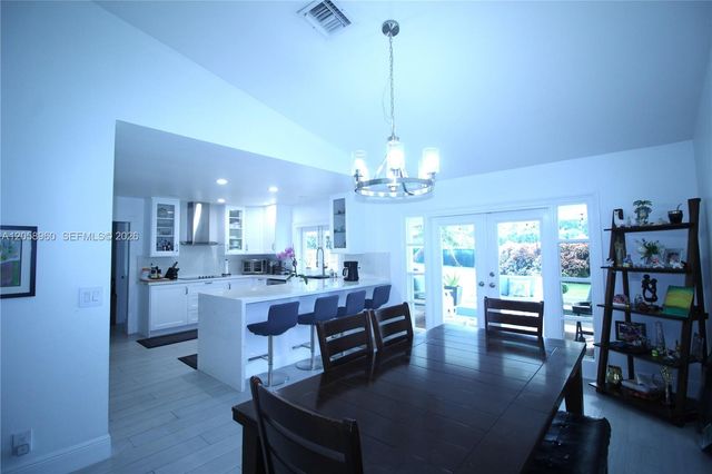 6486 Woodbury Road, Boca Raton, FL 33433