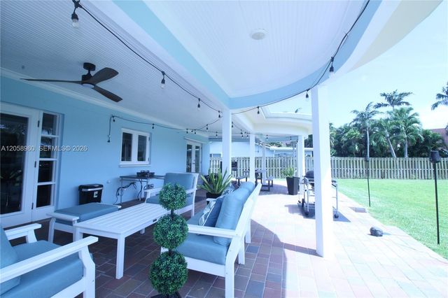 6486 Woodbury Road, Boca Raton, FL 33433