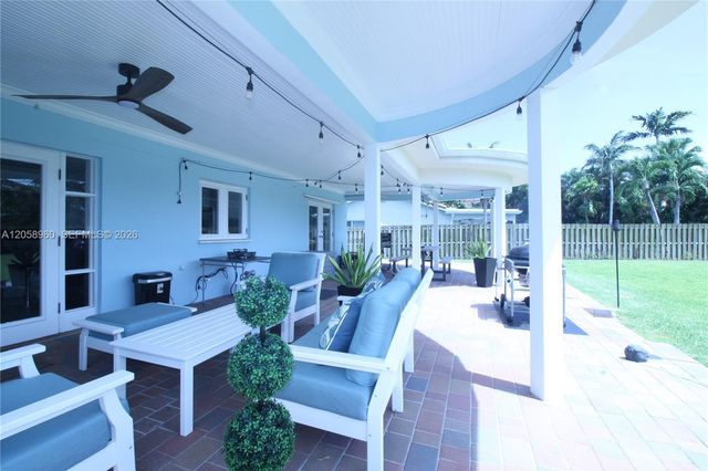 6486 Woodbury Road, Boca Raton, FL 33433
