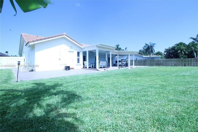 6486 Woodbury Road, Boca Raton, FL 33433