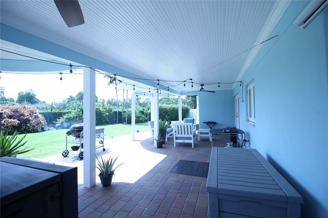6486 Woodbury Road, Boca Raton, FL 33433