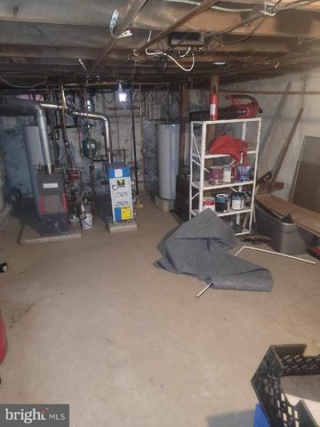 8 PEACE ST, Trenton, NJ 08608