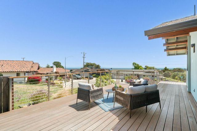 402 Arroyo Seco, Santa Cruz, CA 95060