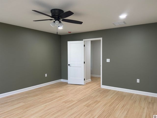 9655 Wedel Ln., West Paducah, KY 42086