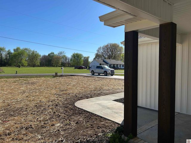 9655 Wedel Ln., West Paducah, KY 42086