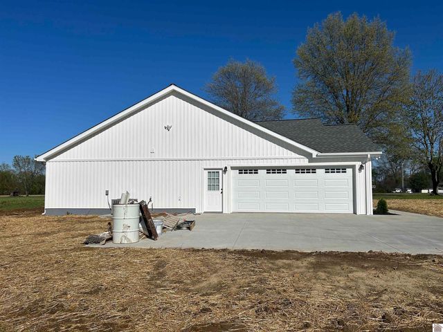 9655 Wedel Ln., West Paducah, KY 42086