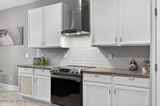 446 MAHONEY LP, Orange Park, FL 32065