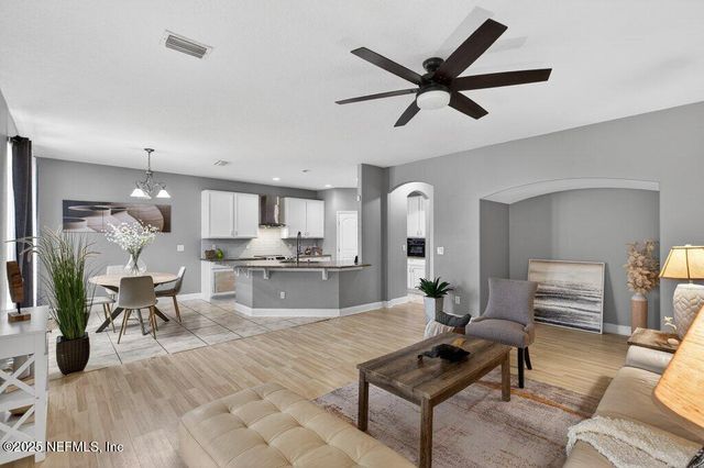 446 MAHONEY LP, Orange Park, FL 32065