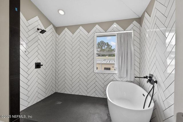 446 MAHONEY LP, Orange Park, FL 32065