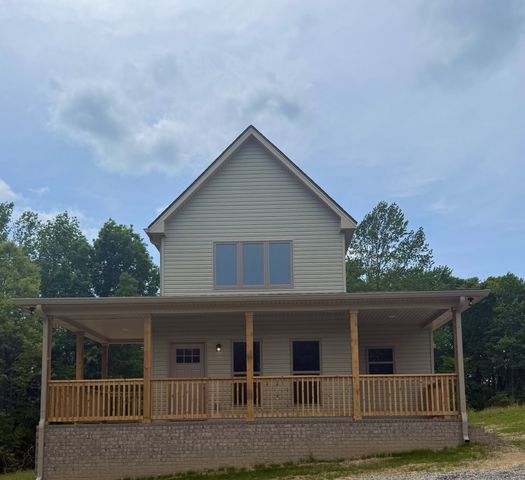 176 Redbird Lane, Lafayette, TN 37083