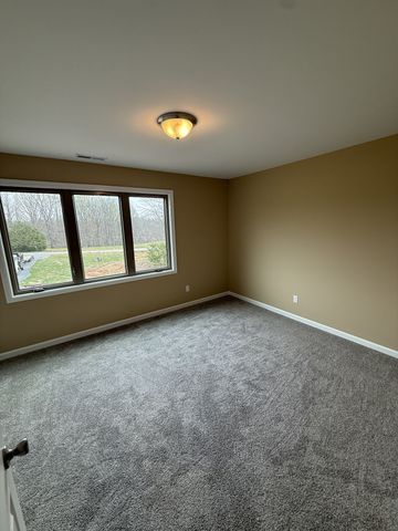 176 Redbird Lane, Lafayette, TN 37083