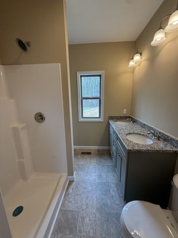 176 Redbird Lane, Lafayette, TN 37083