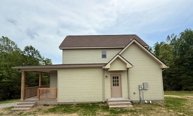 176 Redbird Lane, Lafayette, TN 37083