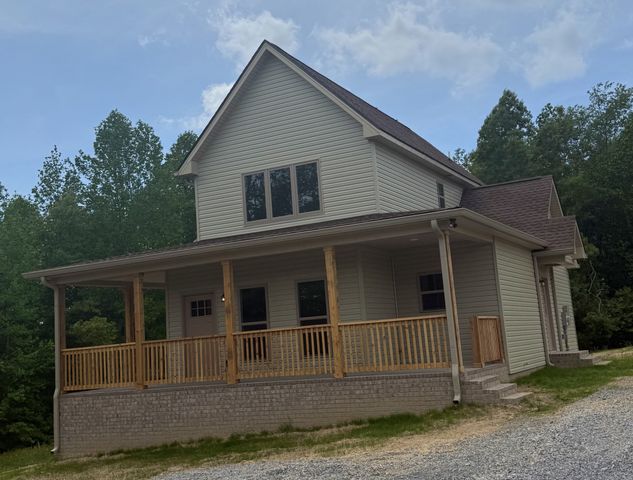 176 Redbird Lane, Lafayette, TN 37083