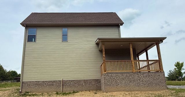 176 Redbird Lane, Lafayette, TN 37083