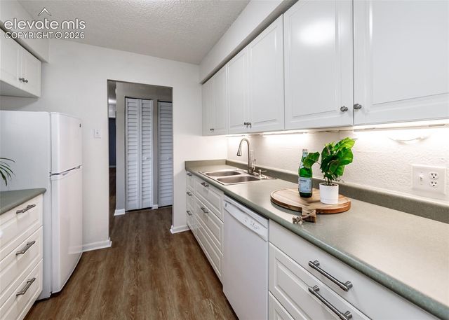 411 Lakewood Circle C502, Colorado Springs, CO 80910