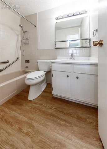 411 Lakewood Circle C502, Colorado Springs, CO 80910