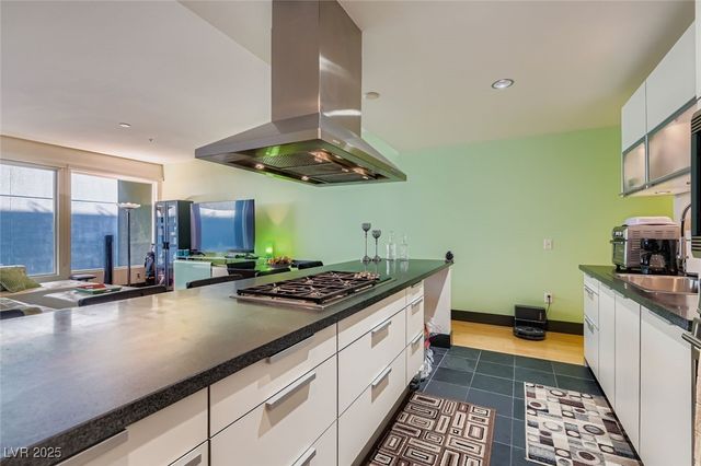 2755 West Pebble Road 319, Las Vegas, NV 89123