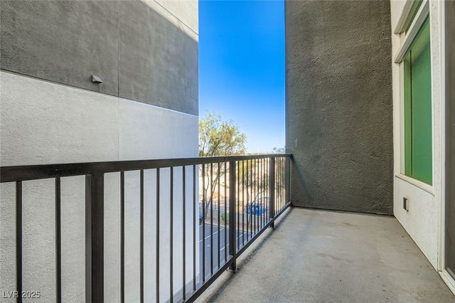 2755 West Pebble Road 319, Las Vegas, NV 89123