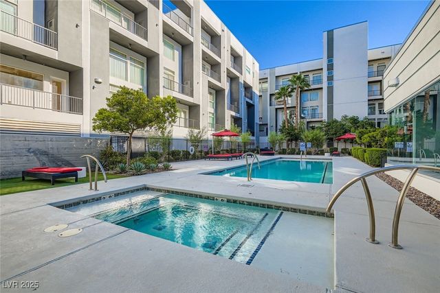 2755 West Pebble Road 319, Las Vegas, NV 89123