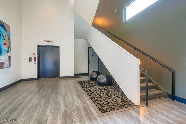 2755 West Pebble Road 319, Las Vegas, NV 89123