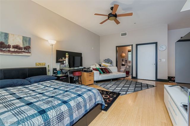 2755 West Pebble Road 319, Las Vegas, NV 89123