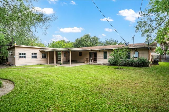1139 W Lee Ave, Kingsville, TX 78363