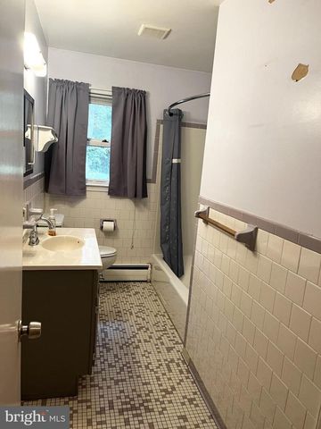 100 CASWELL AVE, Glen Burnie, MD 21061