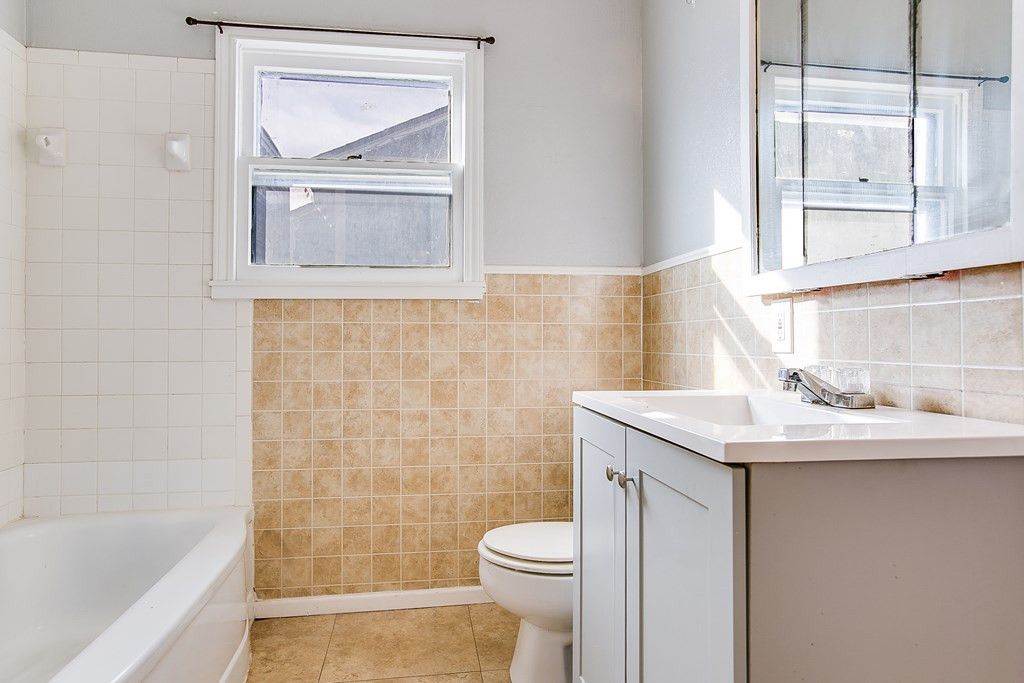 Image 20 of property listing at 1213 S Bell Street, San Angelo, TX 76903