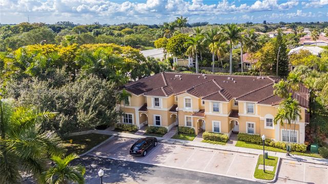 3186 SW 129th Ter 113, Miramar, FL 33027